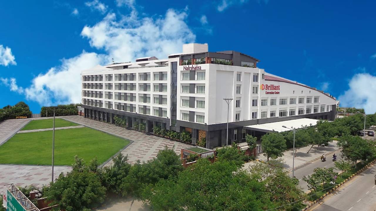 Hotels Near Brilliant Convention Centre