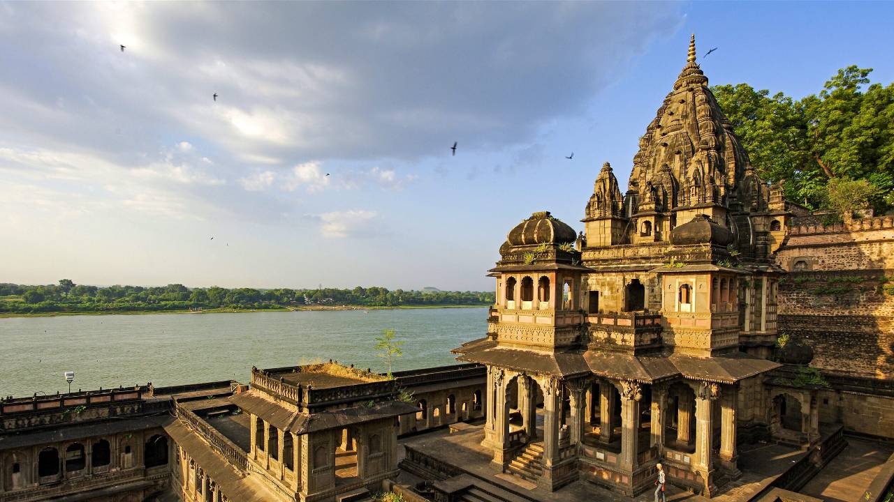 Omkareshwar Jyotirlinga Mandir
